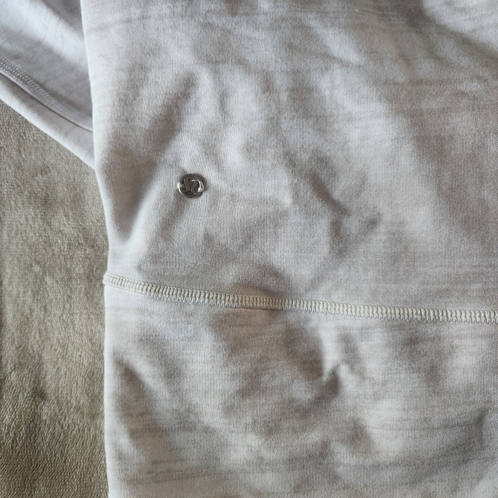 Over Sized Lululemon athletic Top